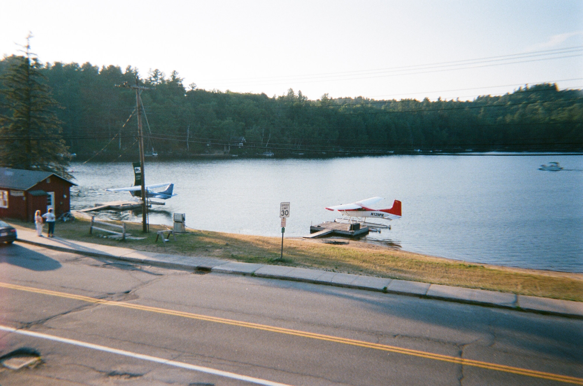 seaplanes